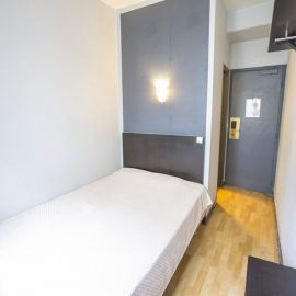 chambre simple hipotel Paris Belleville 10ème
